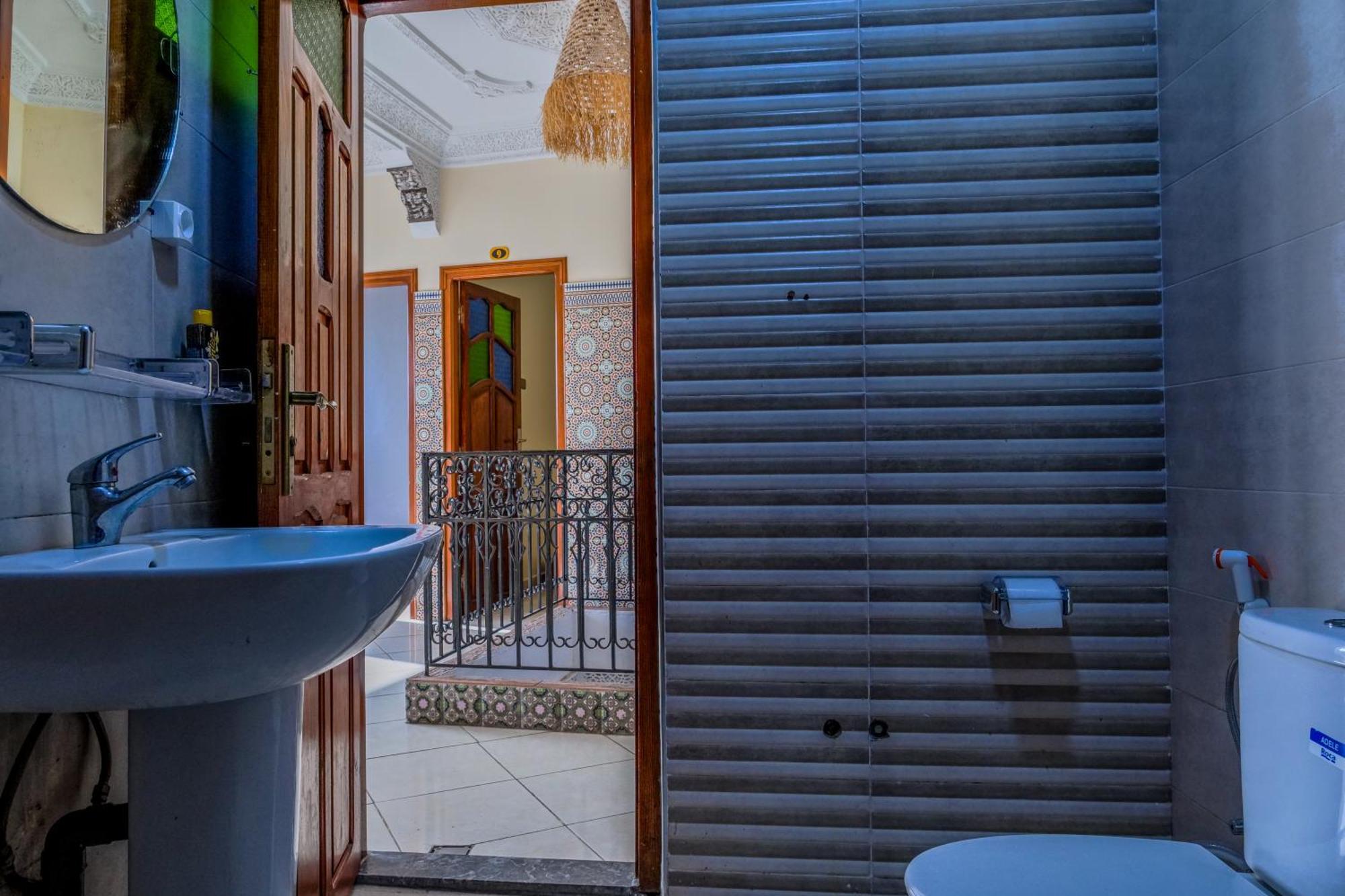 Yakout Hostel Tanger Zewnętrze zdjęcie