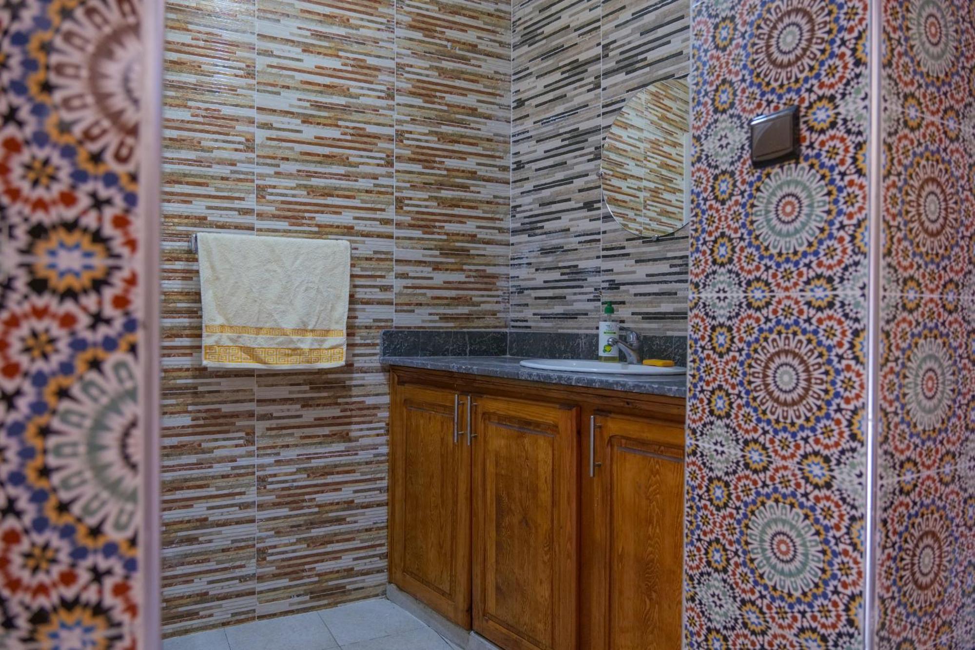 Yakout Hostel Tanger Zewnętrze zdjęcie