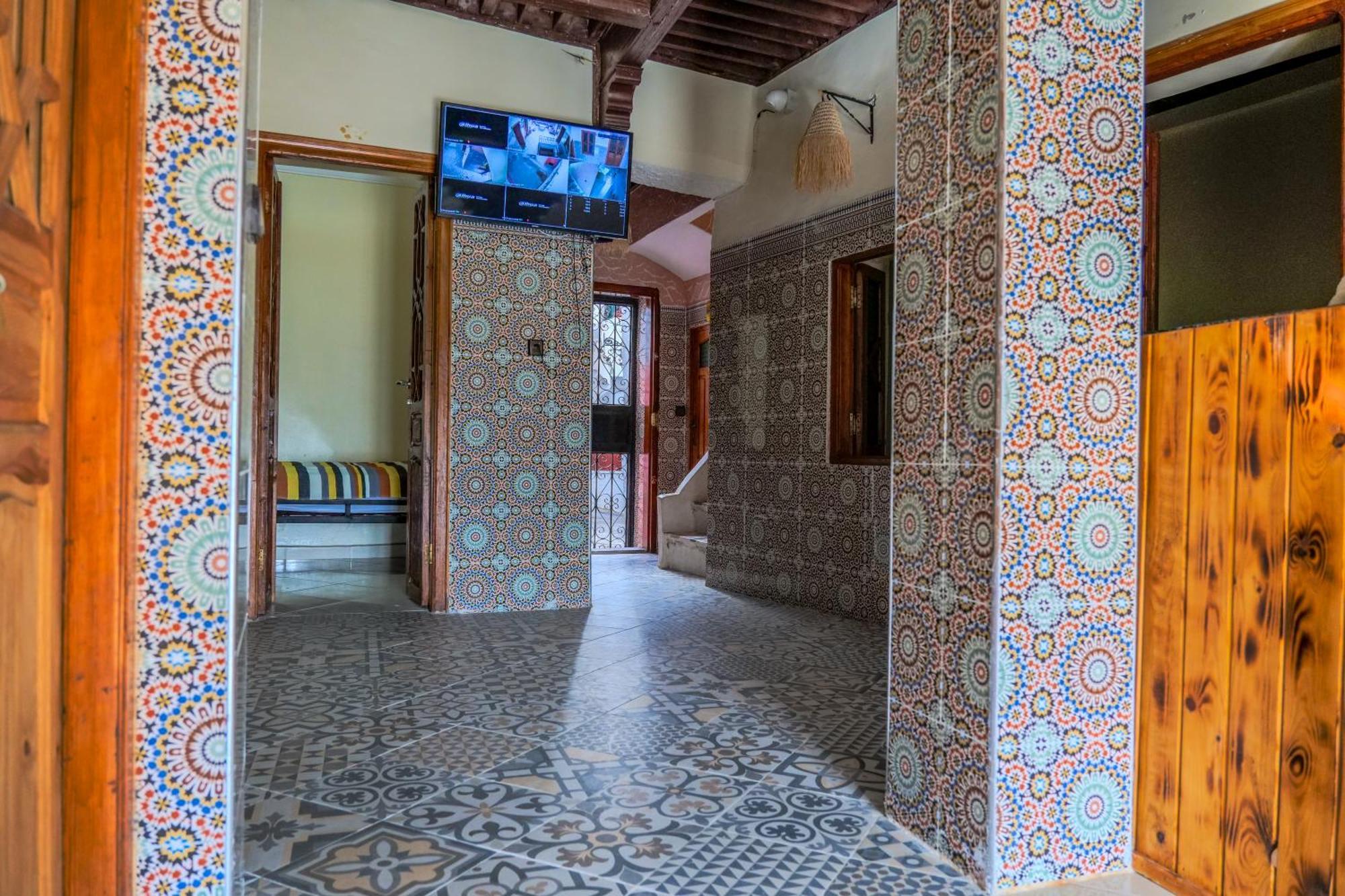 Yakout Hostel Tanger Zewnętrze zdjęcie